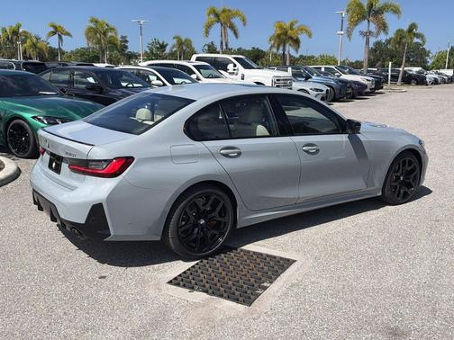 Brooklyn Grey Metallic 2026 BMW 330 330i