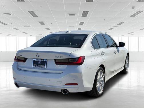 2024 BMW 330 i xDrive
