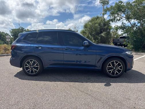 Phytonic Blue Metallic 2023 BMW X3 sDrive30i