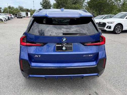 Portimao Blue Metallic 2026 BMW X1 xDrive28i