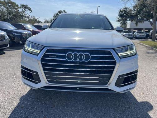 2019 Audi Q7 55 Prestige