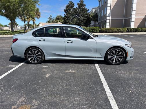 2025 BMW 330 xDrive