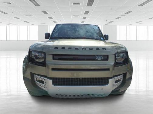 2024 Land Rover Defender 110 P300