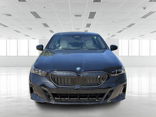 2025 BMW i5 eDrive40