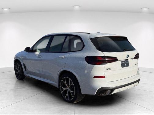 Tanzanite Blue II Metallic 2026 BMW 330 xDrive NA