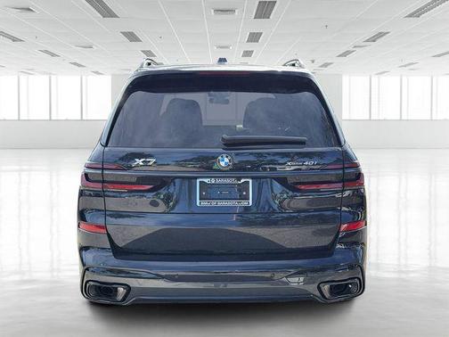 2026 BMW X7 xDrive40i