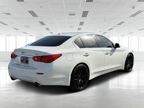 2017 INFINITI Q50 3.0t Signature Edition