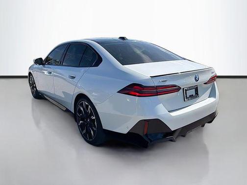 2026 BMW 550e xDrive