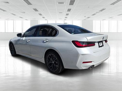 2025 BMW 330 i