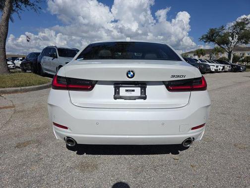 2025 BMW 330 i