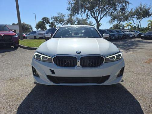 2025 BMW 330 i