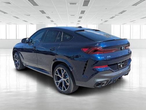 2026 BMW X6 M60i