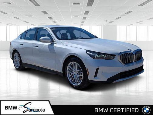 2025 BMW 530 i