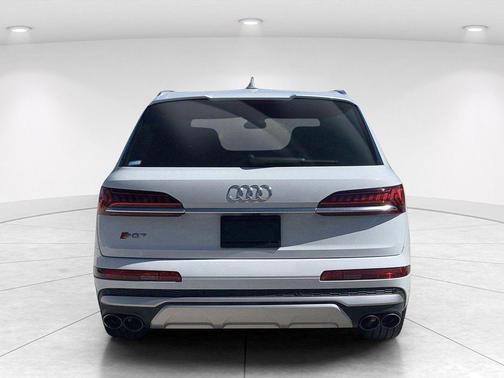Glacier White Metallic 2023 Audi SQ7 4.0T Premium Plus