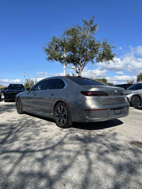 2024 BMW i7 eDrive50