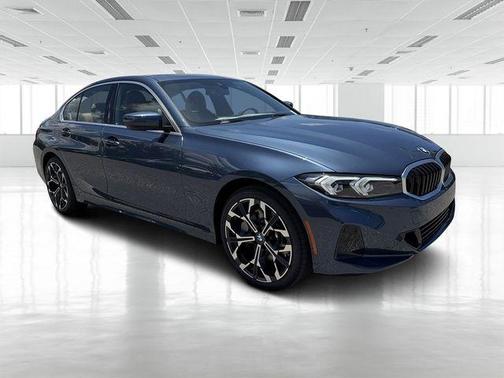 2025 BMW 330 i xDrive