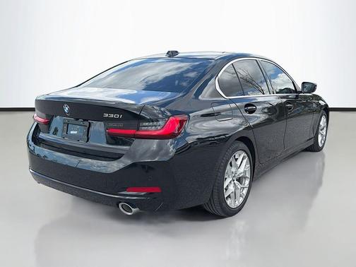 2025 BMW 330 330i