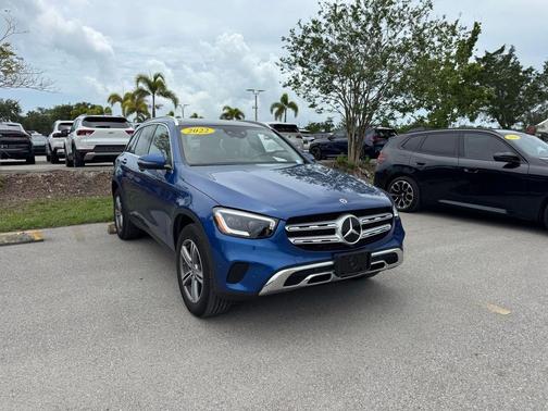Blue Metallic 2022 Mercedes-Benz GLC 300 4MATIC