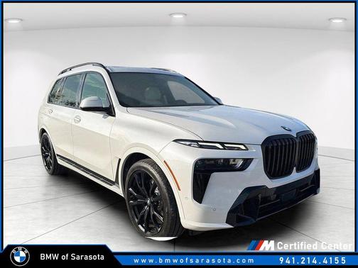 White Metallic 2023 BMW X7 xDrive40i