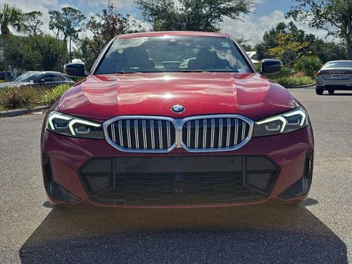 2025 BMW 330 i xDrive