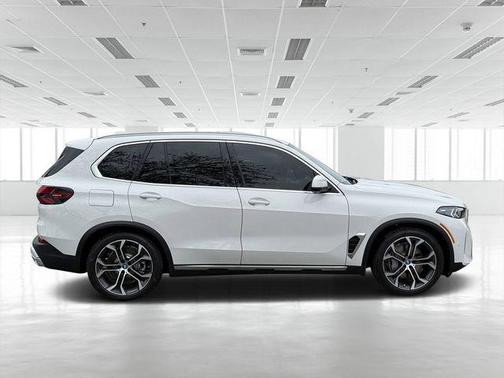 2025 BMW X5 PHEV xDrive50e
