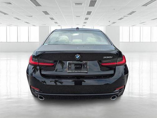 2025 BMW 330 i
