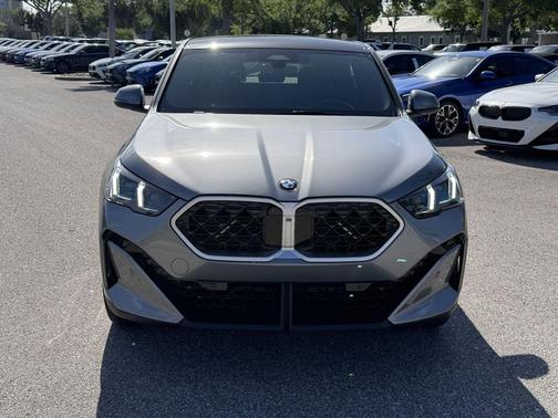 Skyscraper Gray Metallic 2025 BMW X2 xDrive28i