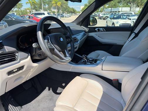 Phytonic Blue Metallic 2022 BMW X5 sDrive40i