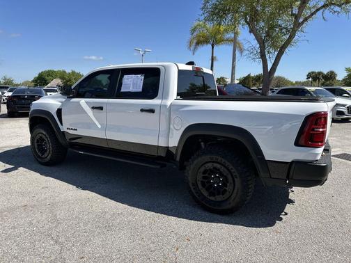 2025 RAM 1500 RHO Crew Cab 4x4 5'7' Box