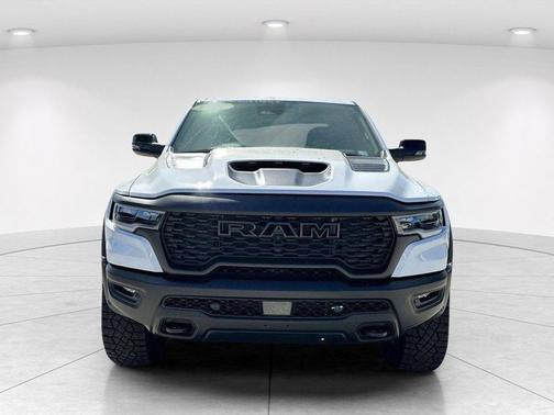 2025 RAM 1500 RHO Crew Cab 4x4 5'7' Box