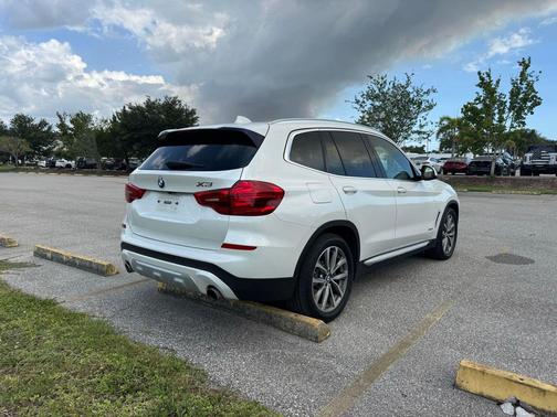 Mineral White Metallic 2018 BMW X3 xDrive30i