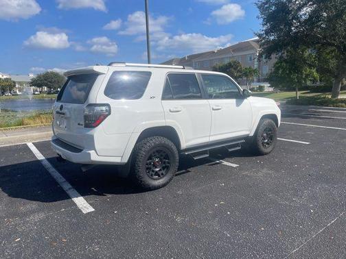 2022 Toyota 4Runner SR5