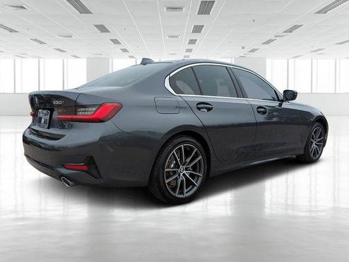 2020 BMW 330 330i