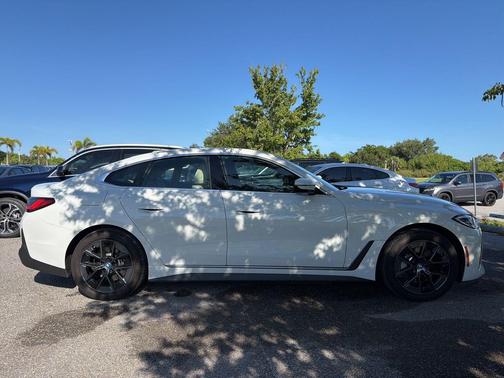 Alpine White 2023 BMW i4 Gran Coupe eDrive35