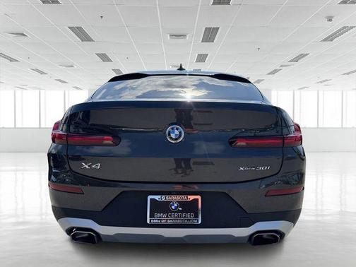 2023 BMW X4 xDrive30i