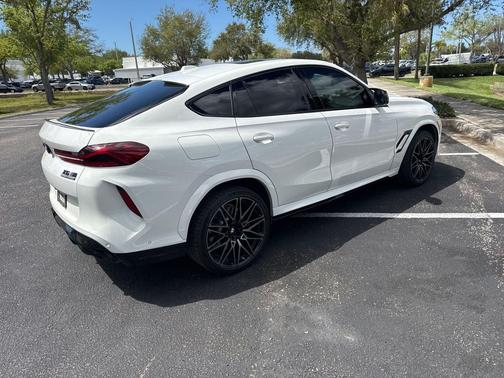 2025 BMW X6 M Base