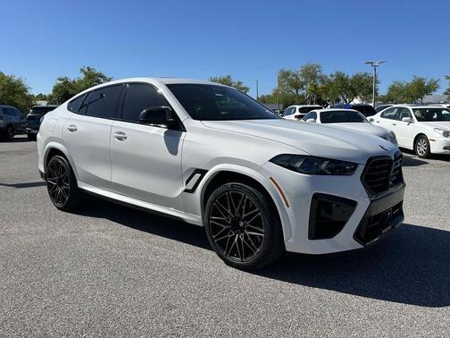 2025 BMW X6 M Base