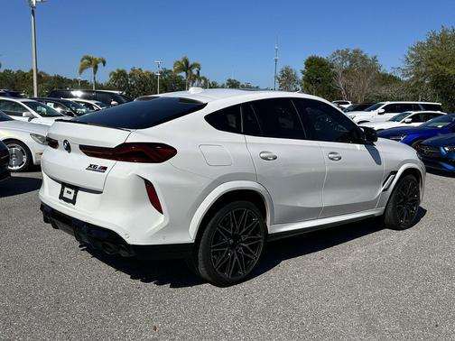 2025 BMW X6 M Base