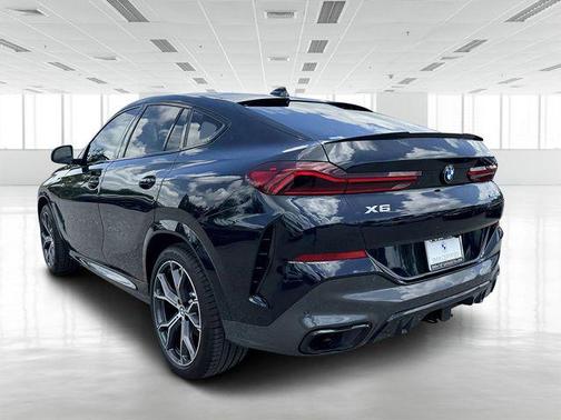 2022 BMW X6 xDrive40i