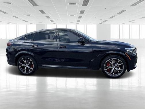 2022 BMW X6 xDrive40i