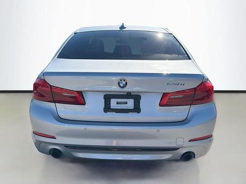 2019 BMW 530 530i