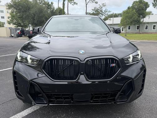 Black Sapphire Metallic 2027 BMW X6 M60i