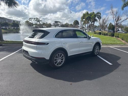2025 Porsche Cayenne Cayenne