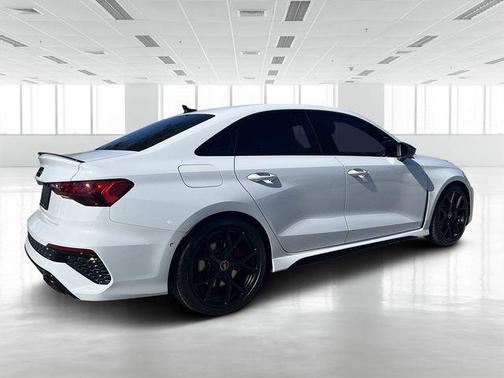 2024 Audi RS 3 TFSI quattro S tronic