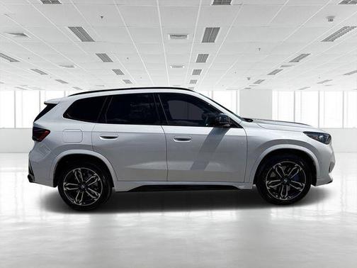 2024 BMW X1 M35i