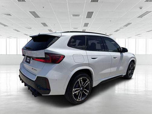2024 BMW X1 M35i