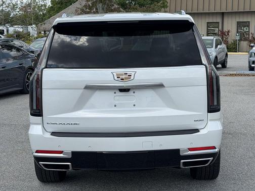 Crystal White Tricoat 2025 Cadillac Escalade Premium Luxury