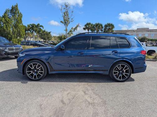 2022 BMW X7 xDrive40i