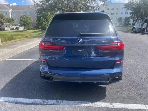 2022 BMW X7 xDrive40i