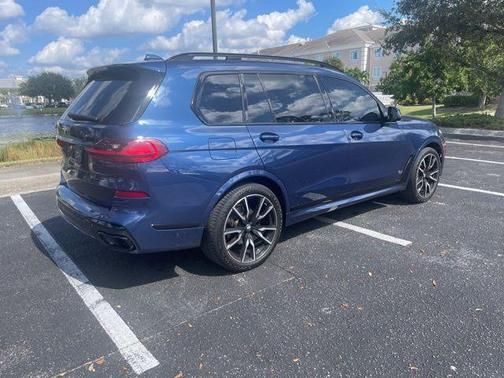 2022 BMW X7 xDrive40i